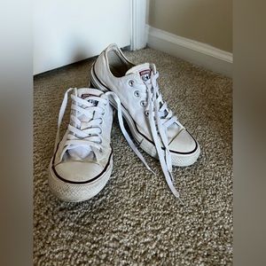 Women’s Low Top Converses - White